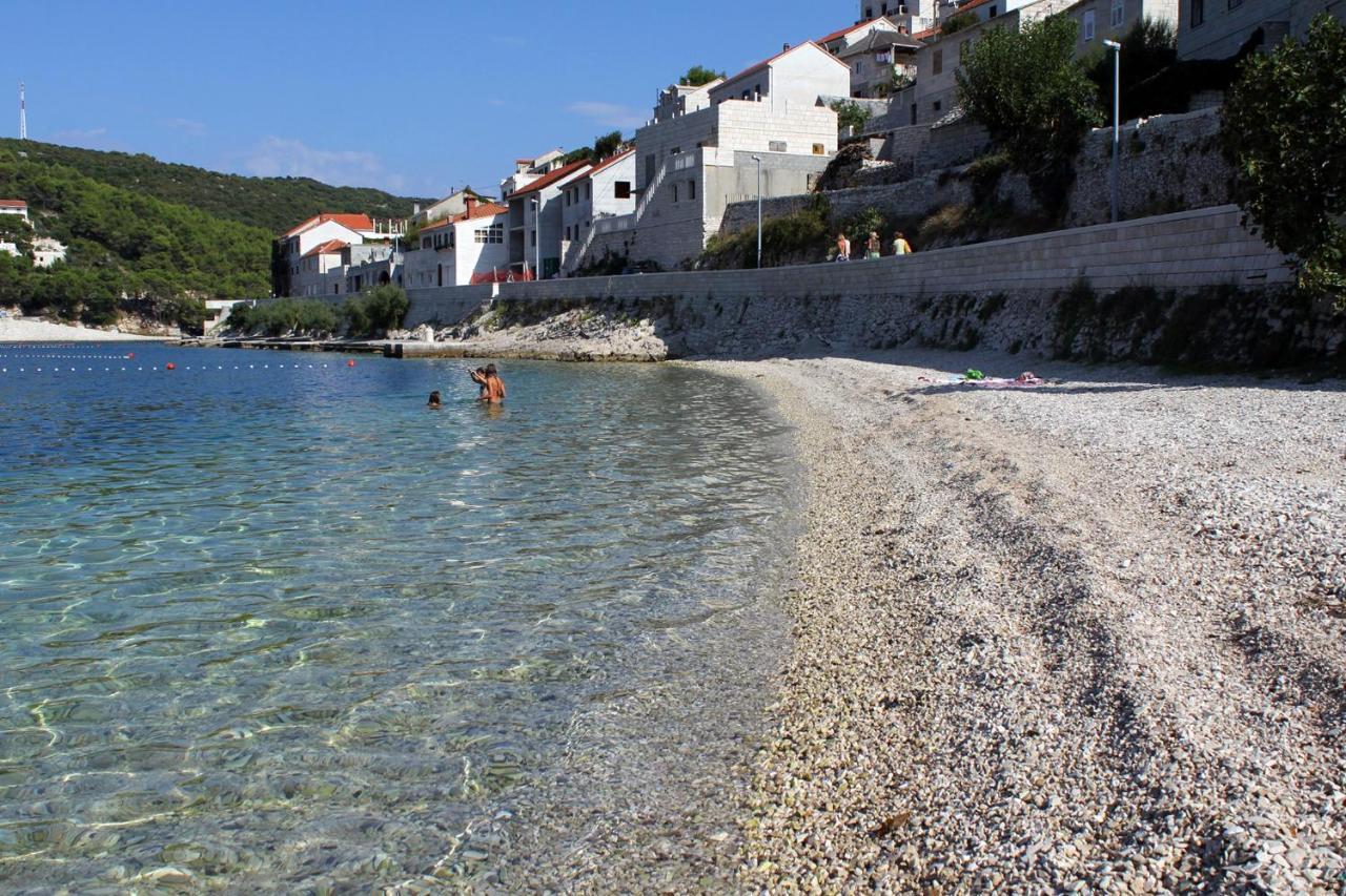 Apartments By The Sea Pucisca, Brac - 770 Exterior foto